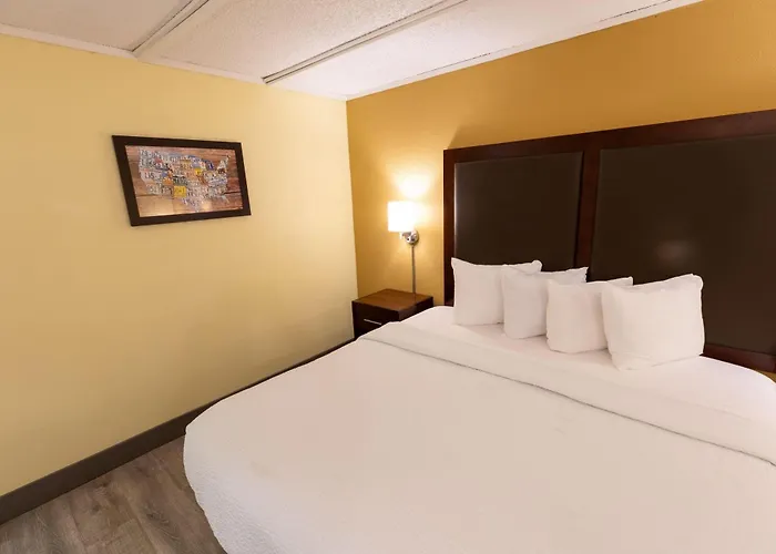 Kings House Motor Hotel, A Dazzler Select By Wyndham