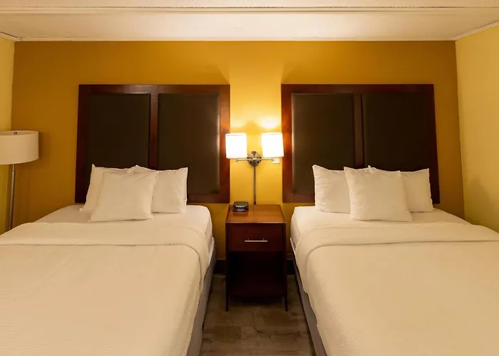 Lodge Kings House Motor Hotel, A Dazzler Select By Wyndham *