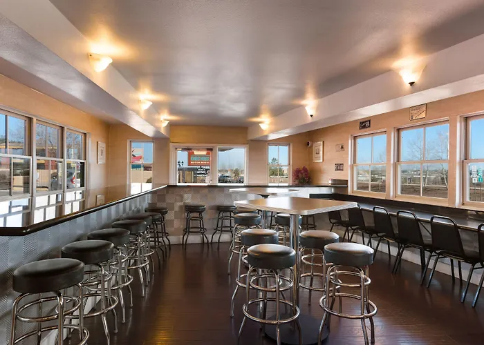 Kings House Motor Hotel, A Dazzler Select By Wyndham